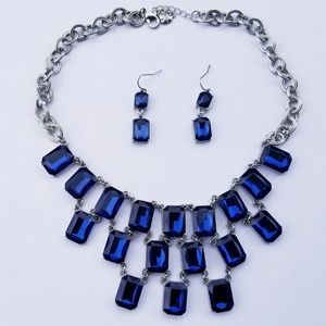 Fine Necklace with earrings